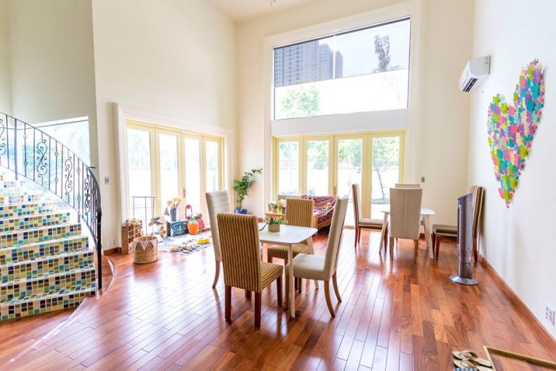 プレミア・スタジオ